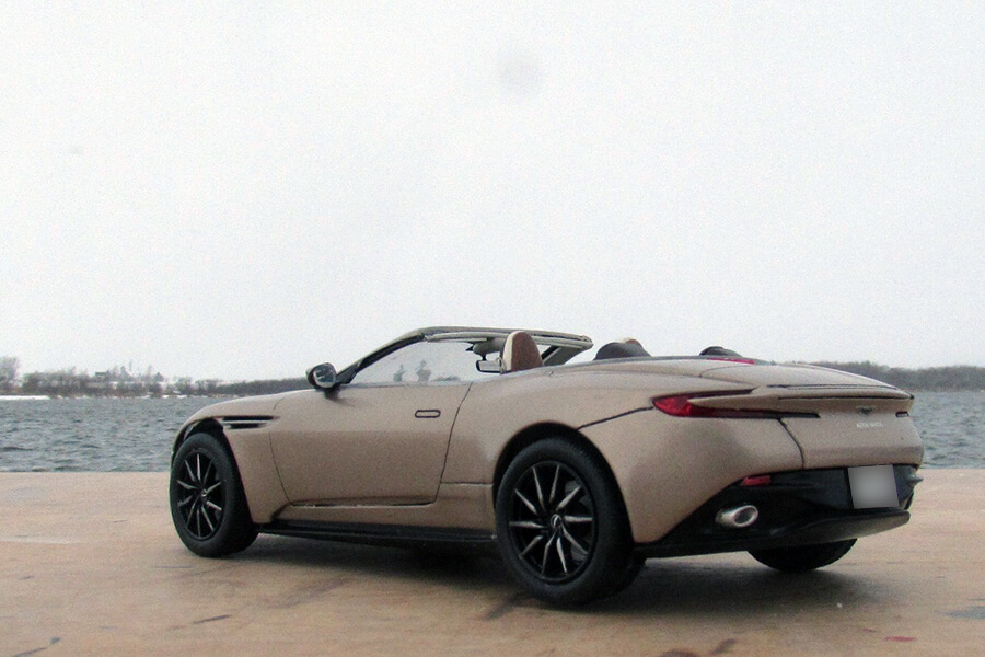 北風舎｜ASTON MARTIN DB11 V8 Volante 2018'