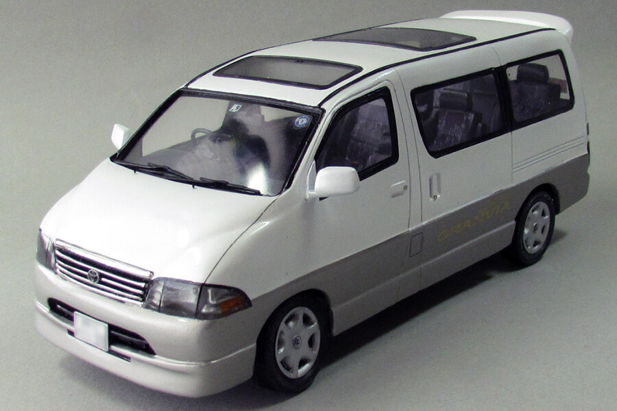 北風舎｜TOYOTA GRANVIA