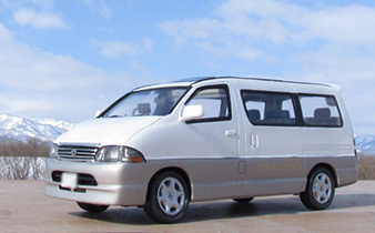 北風舎｜ TOYOTA GRANVIA